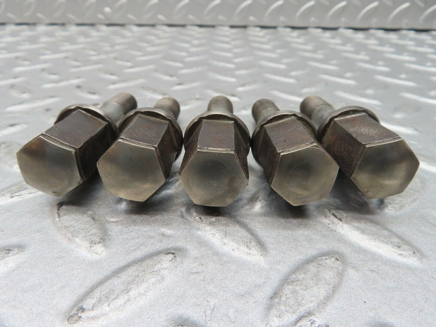 16780 Mercedes-Benz 5x Alloy Wheel Lug Bolt M12x1.5