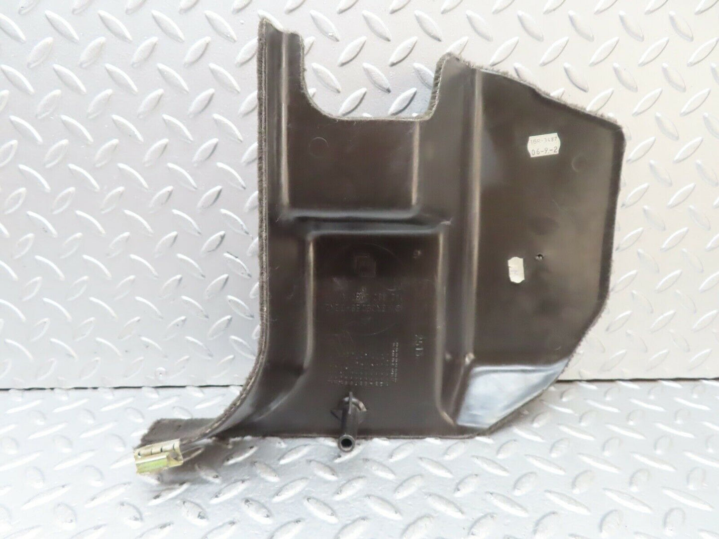 19430 Mercedes-Benz C140 CL420 Coupe Front Right Kick Panel Grey 1406800480