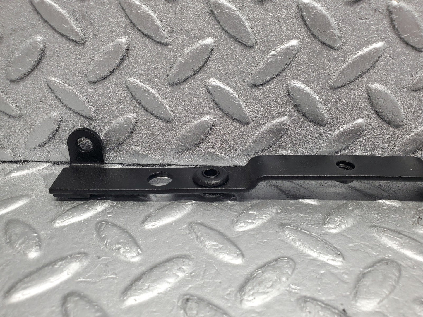 W112 injection distributor block holder plate used OEM