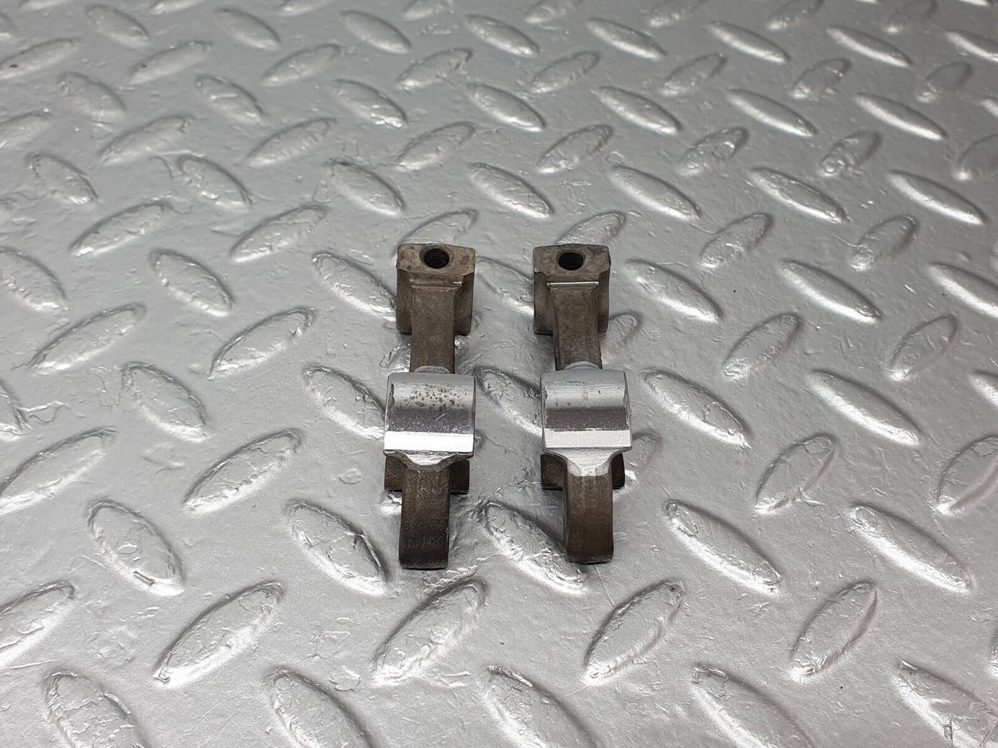 43358 Mercedes-Benz W108 280SE Valve Rocker Arm With Retaining Spring