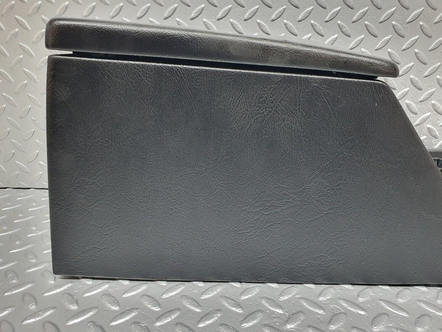 41966 Mercedes-Benz W202 C200 Centre Console Armrest Black 2026801279