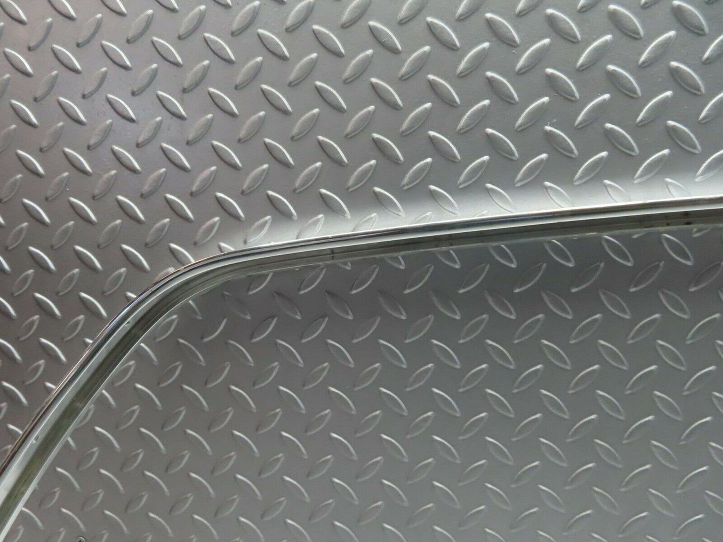 10145 Mercedes-Benz C123 230CE Coupe Roof Chrome Trim Right Side