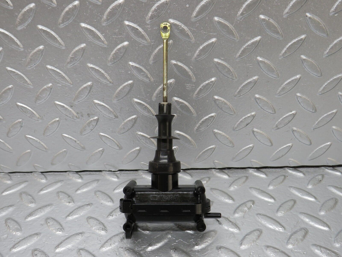 33649 Mercedes-Benz W201 190E 2.0L Door Lock Vacuum Actuator Rear Left