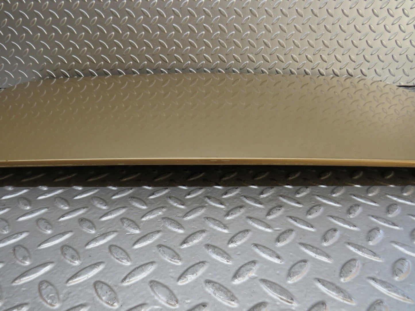 28418 Mercedes-Benz S123 240D Wagon Sunroof Panel