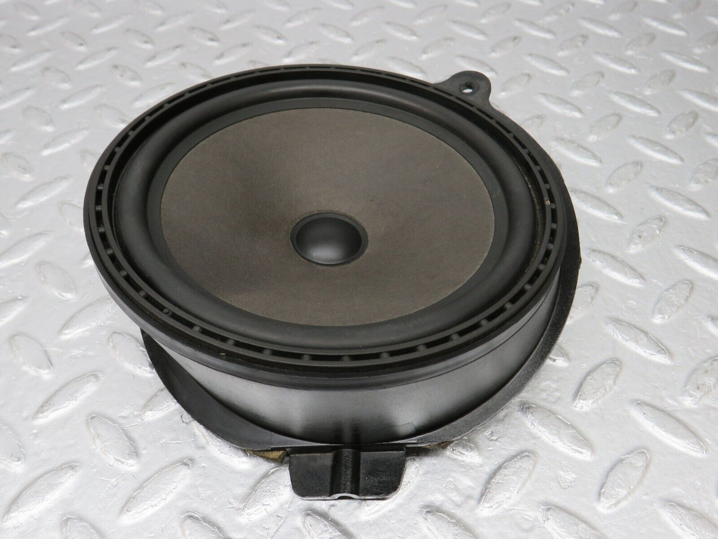 35997 Mercedes-Benz W126 420SE Rear Left Parcel Shelf Speaker 1268200302
