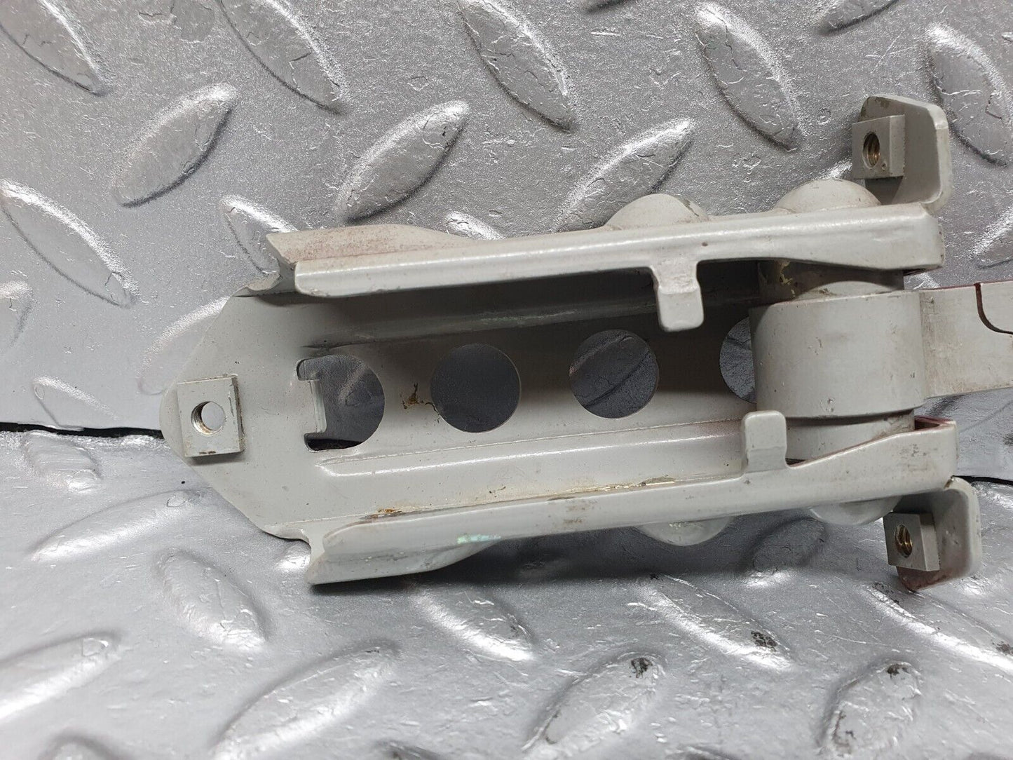 41076 Mercedes-Benz W126 300SE Door Safety Check Strap Front