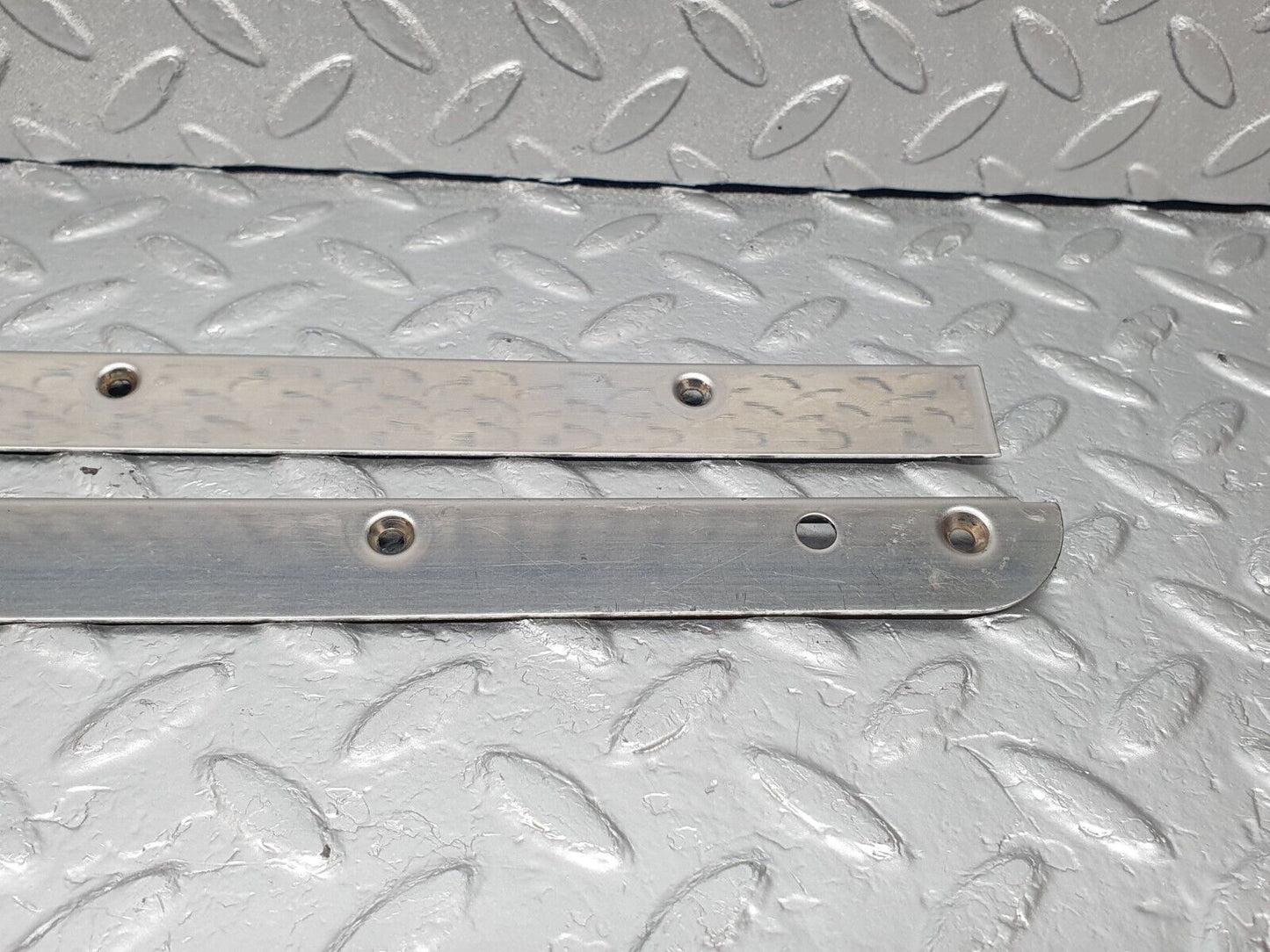 43944 Mercedes-Benz C123 230CE Coupe Sunroof Chrome Trim Set