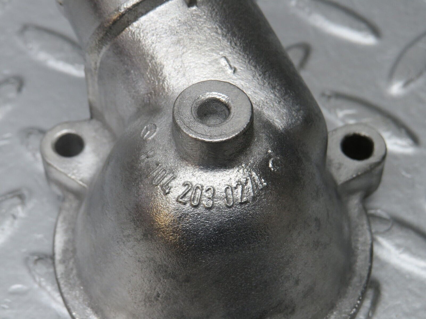 38632 Mercedes-Benz R129 280SL Coupe Thermostat Housing 1042030274