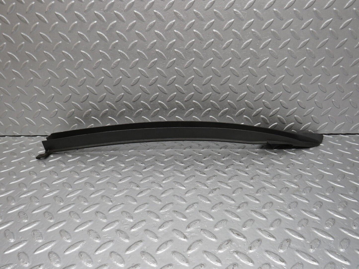 40636 Mercedes-Benz W123 300D Front Bumper Lower Grill Left 1238880123