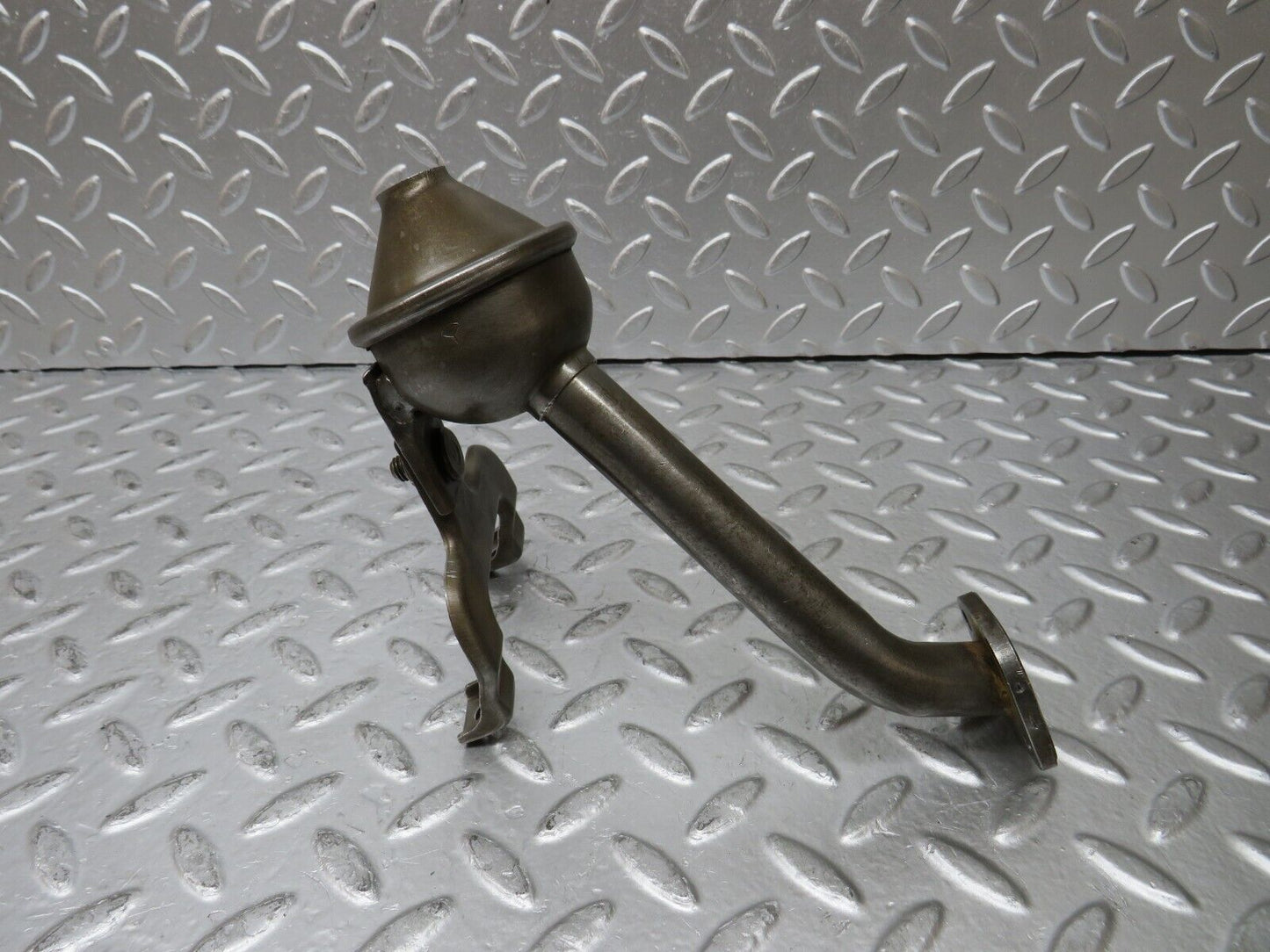 29851 Mercedes-Benz W123 230E Oil Pump Filter