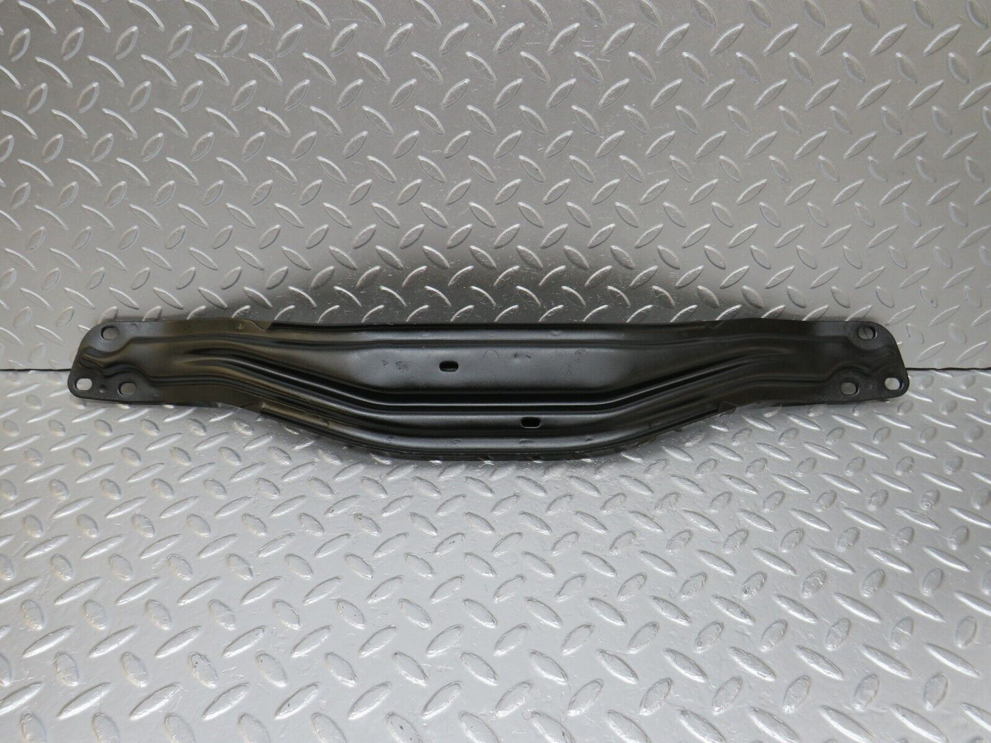 34650 Mercedes-Benz C126 380SEC Coupe Gearbox Mount Bracket