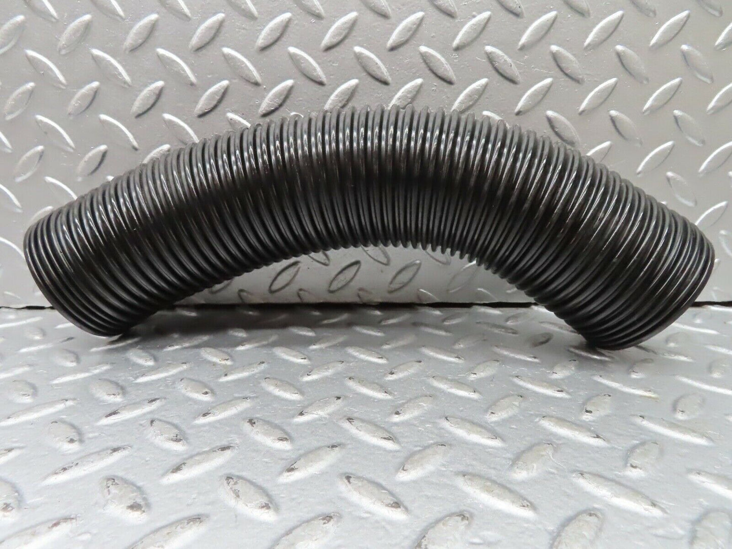 20428 Mercedes-Benz W114 280CE Coupe Dash Air Vent Pipe Right Side