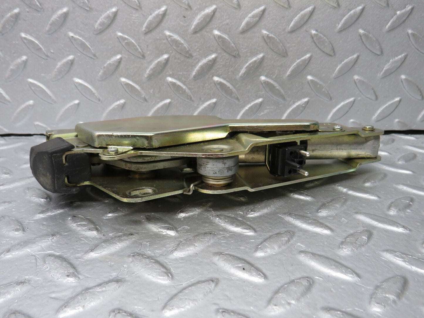 38351 Mercedes-Benz R129 280SL Coupe Roof Lock Right Side 1298001674 1298000474