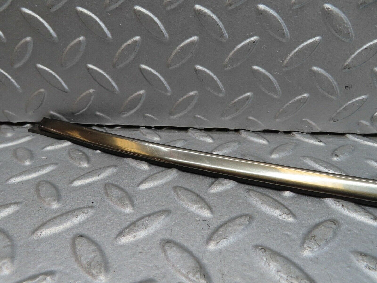 17400 Mercedes-Benz R129 300SL Coupe Front Windscreen Top Chrome Moulding Trim