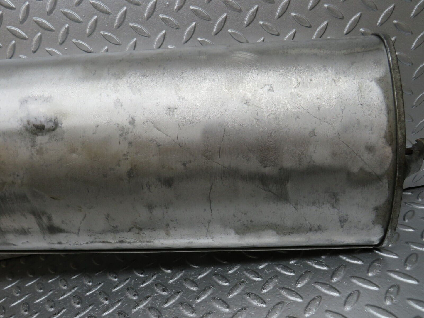 31317 Mercedes-Benz S124 220TE Wagon Exhaust Rear Silencer 1333 000047