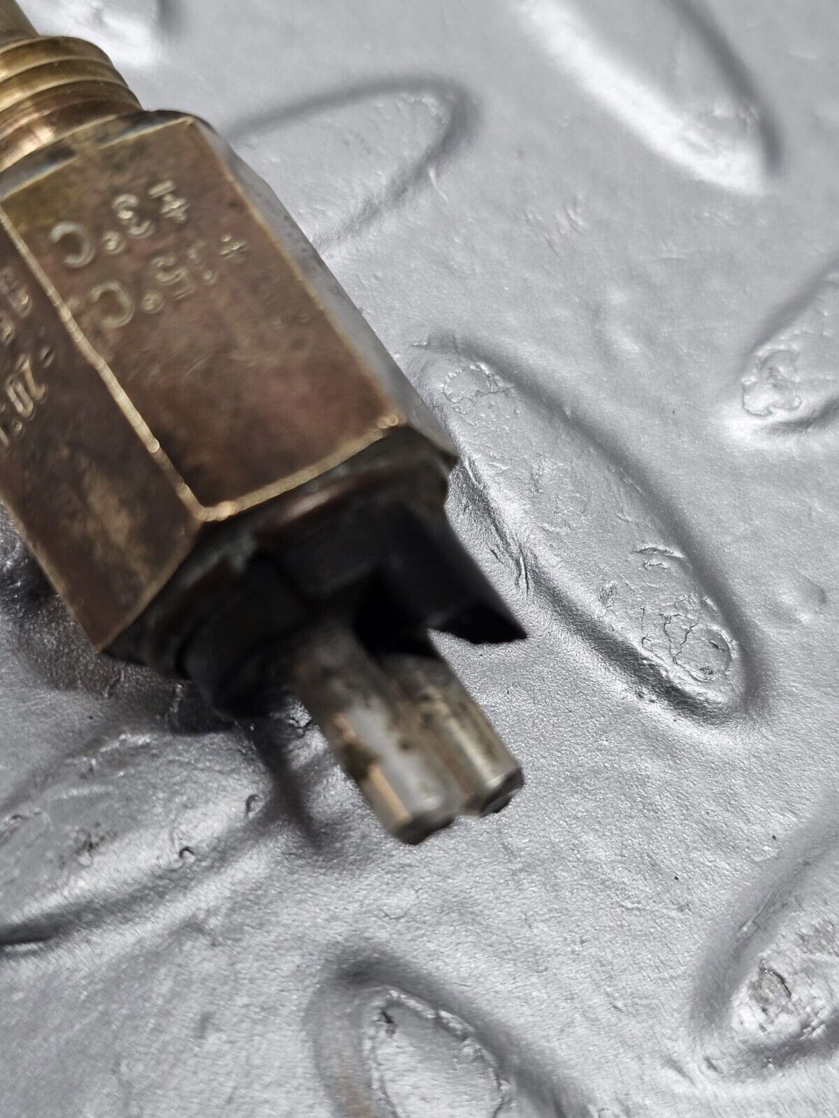 40786 Mercedes-Benz W123 280E Temperature Switch VDO 36/2/19