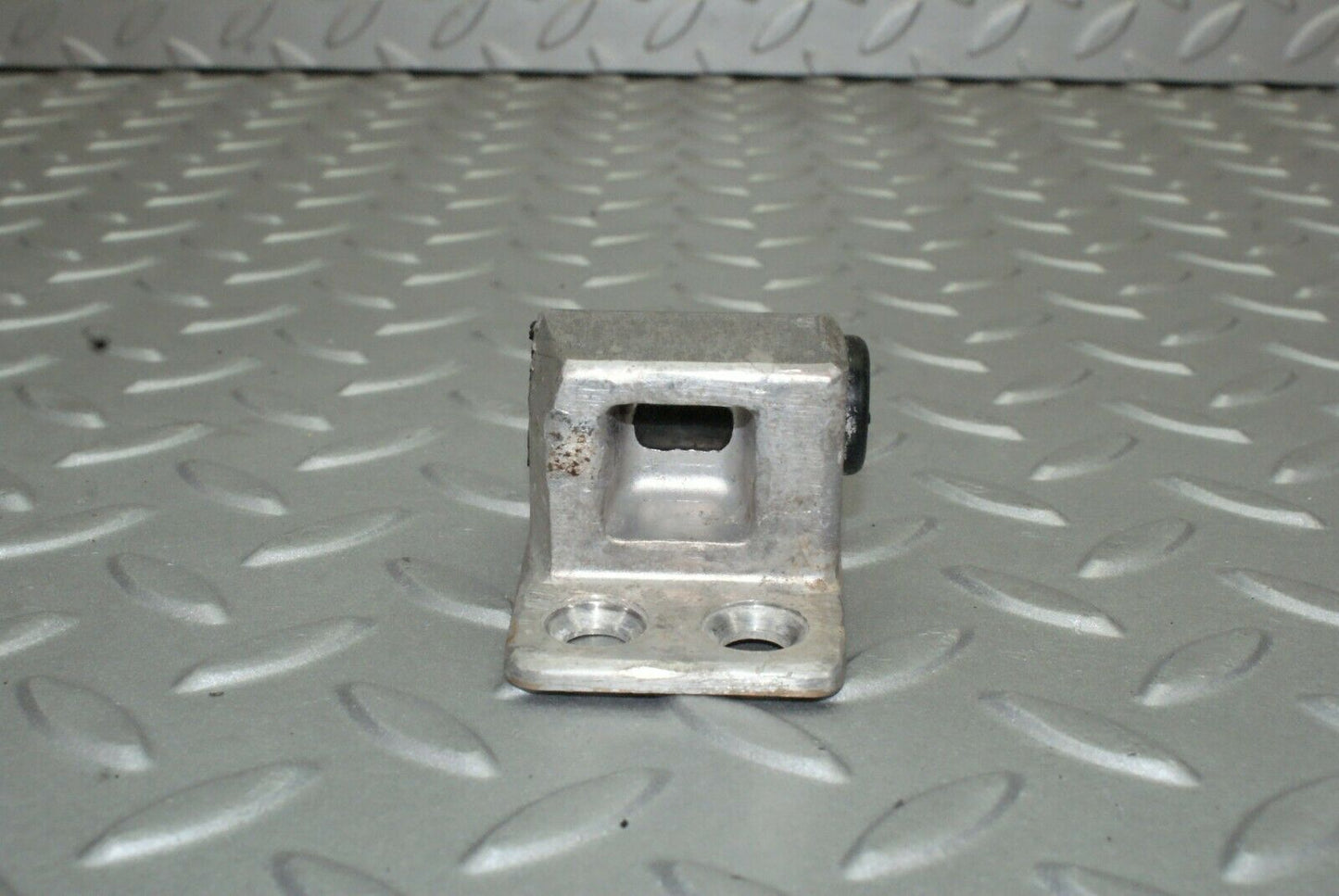2629 Mercedes-Benz W116 350SE Door Lock Latch Right Side