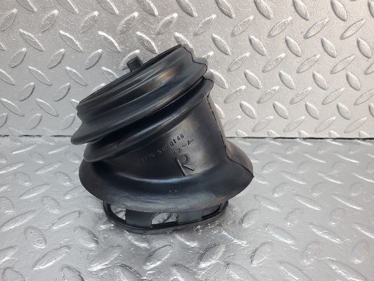 45672 Mercedes-Benz W126 420SE Fuse Box Rubber Grommet 1265450146