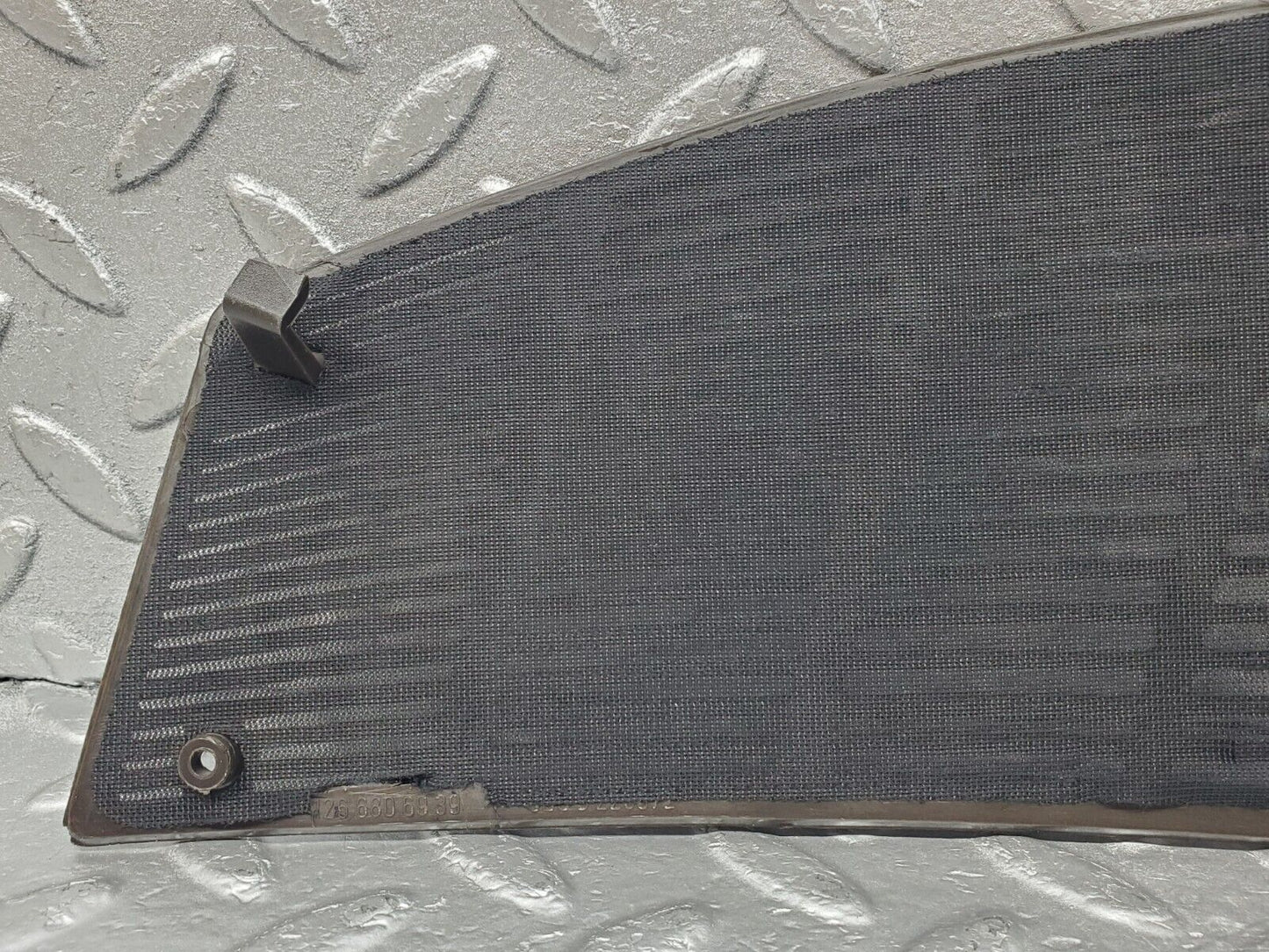45957 Mercedes-Benz W126 420SE Dashboard Speaker Cover Right Side 1266806939