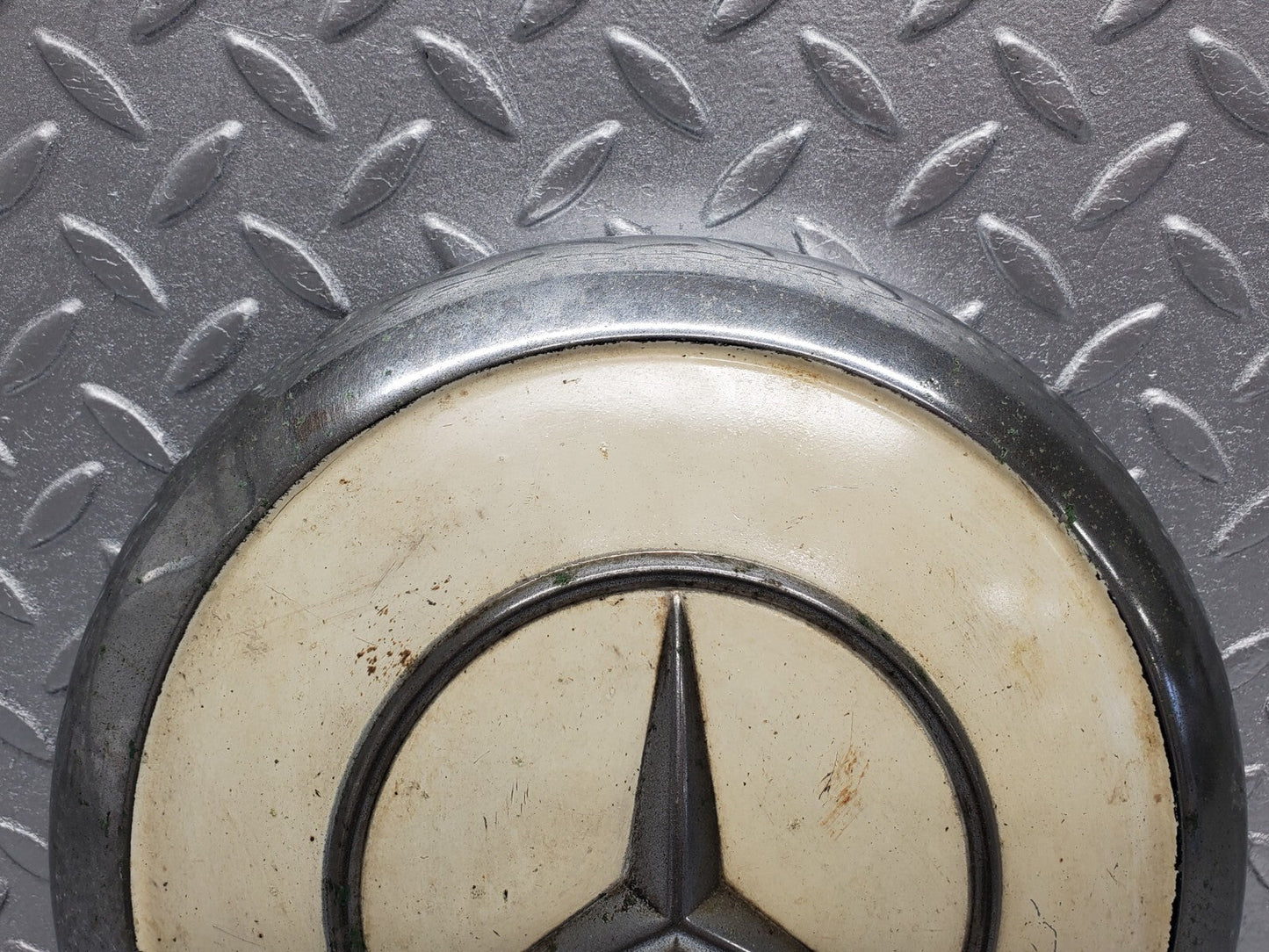 44523935