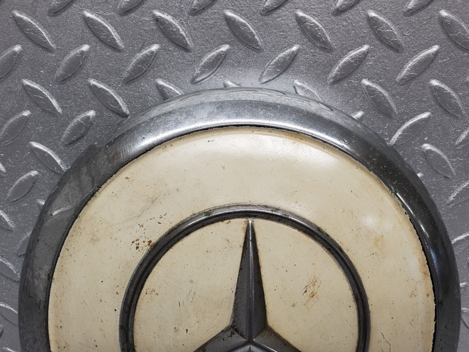44523935