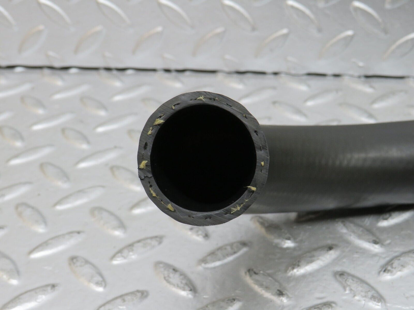 28089 Mercedes-Benz W123 280E Radiator Hose 1235011382