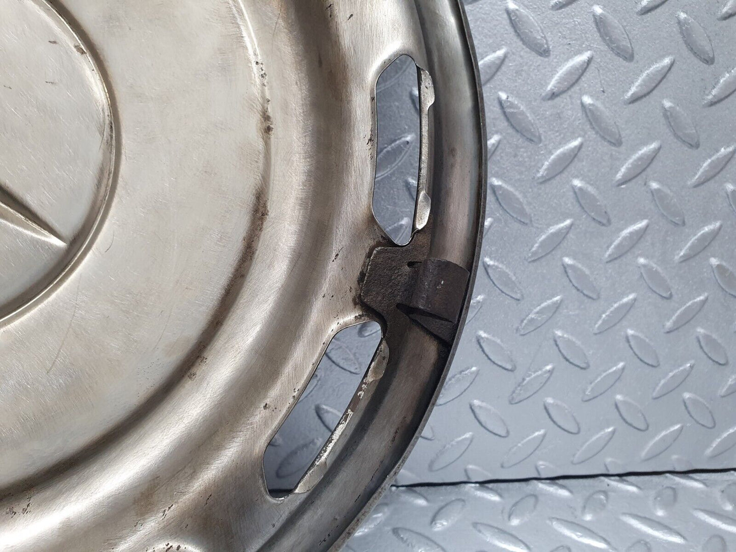 44164 Mercedes-Benz C123 230CE Coupe Wheel Hub Cap 14''