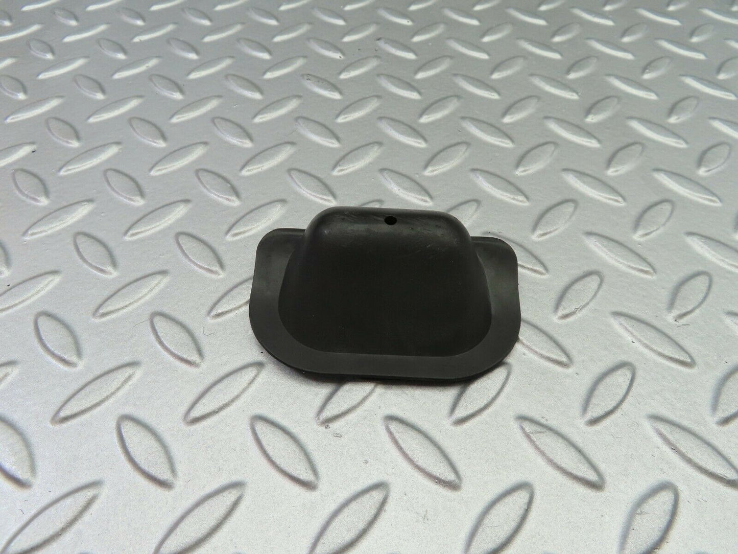 6796 Mercedes-Benz S124 E220 Wagon Washer Nozzle Cover 1248890325