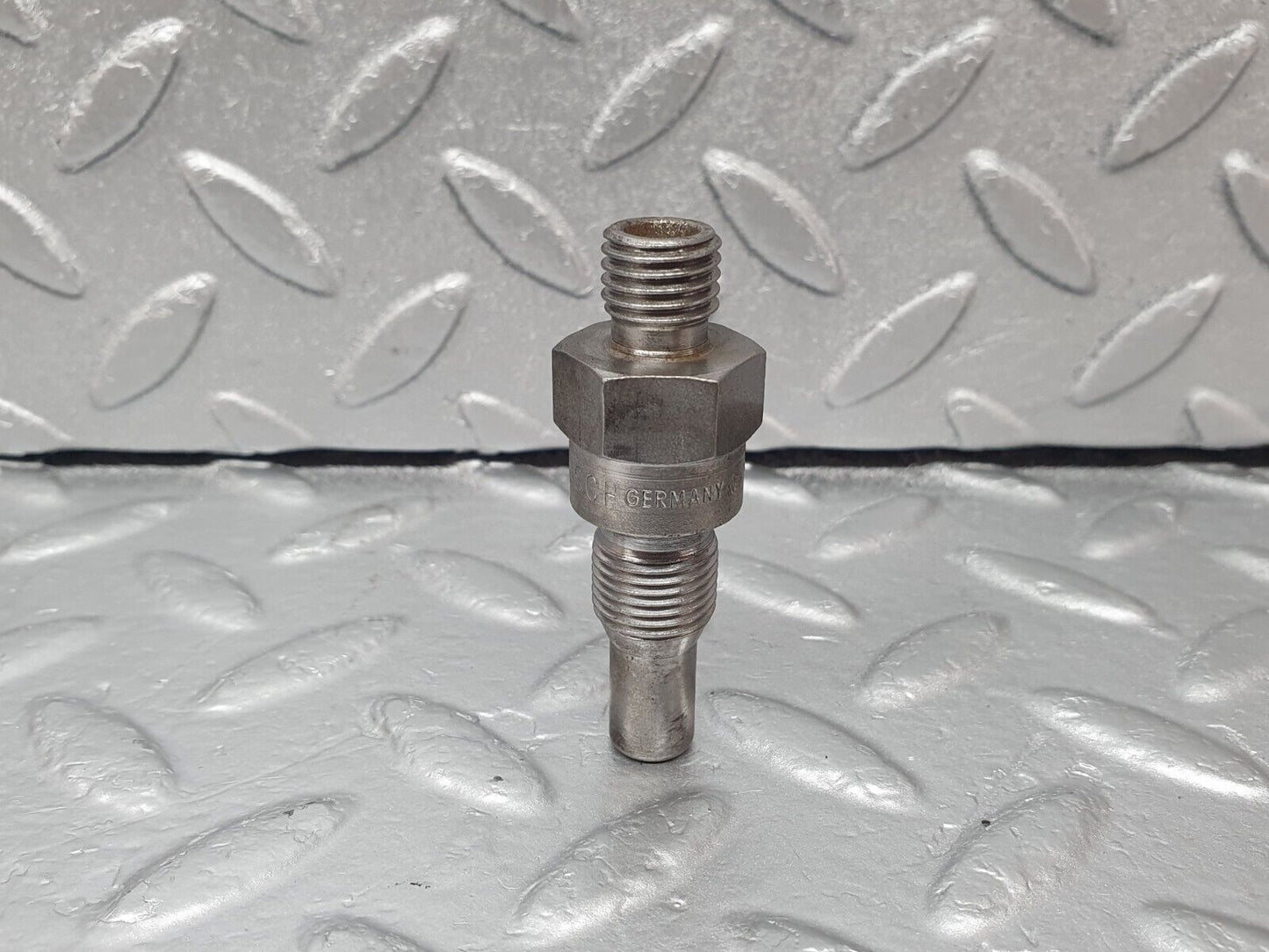 43369 Mercedes-Benz W108 280SE Fuel Injector Bosch DC8C45R2