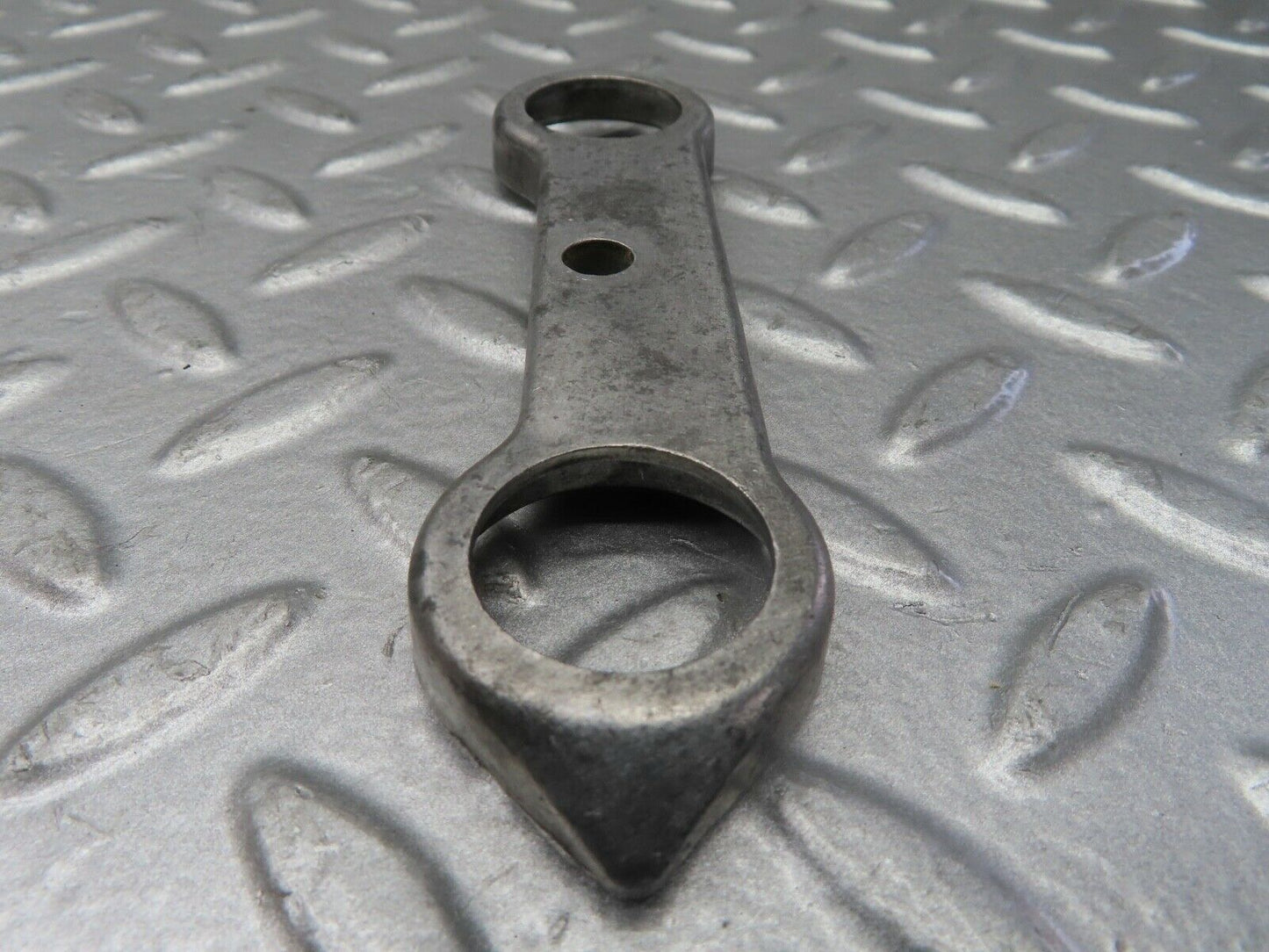 20366 Mercedes-Benz W114 280CE Coupe Fuel Injector Bracket 1300780341