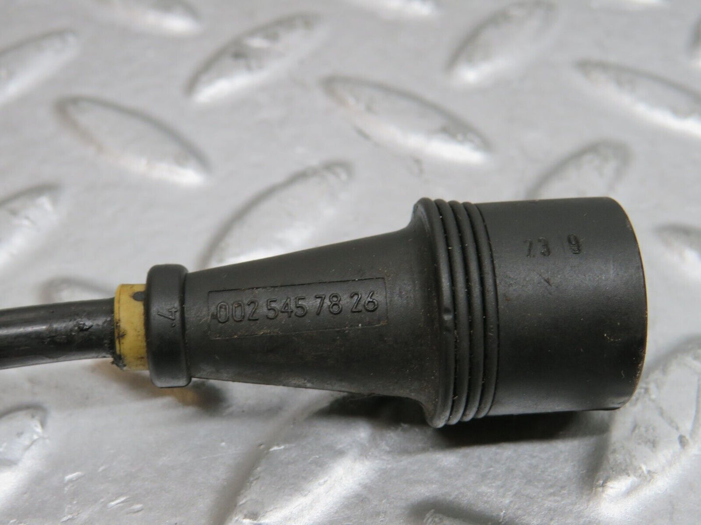 29591 Mercedes-Benz W124 230E ABS Sensor 0265001110