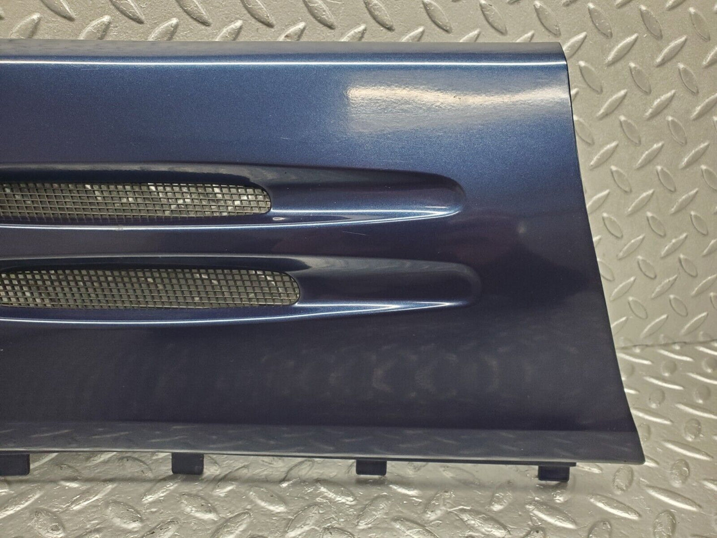 46738 Mercedes-Benz R129 320SL Coupe Front Left Fender Moulding Trim 1296901740 1296900374