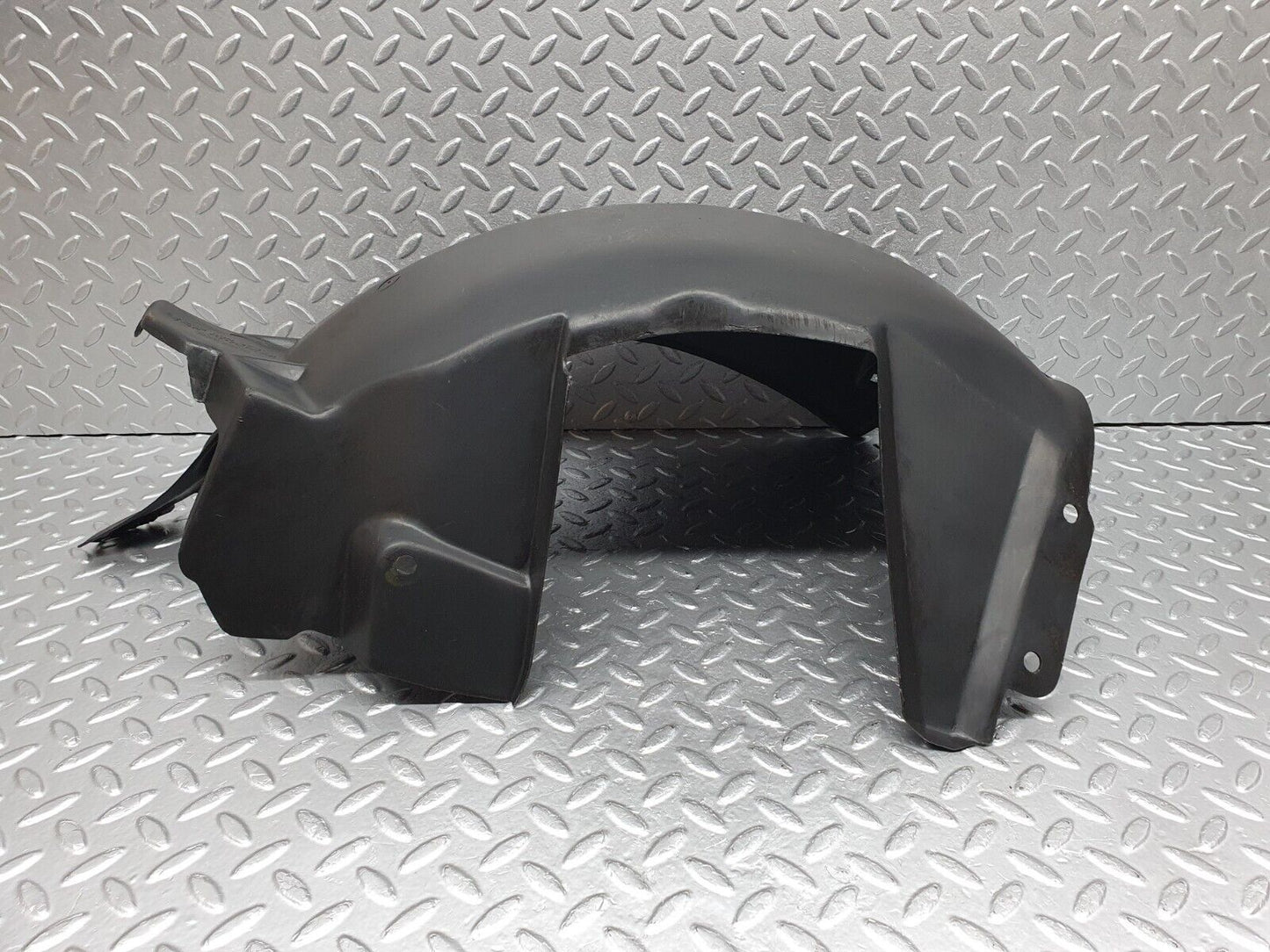 41929 Mercedes-Benz W202 C200 Rear Left Inner Fender Splash Guard 2026983730