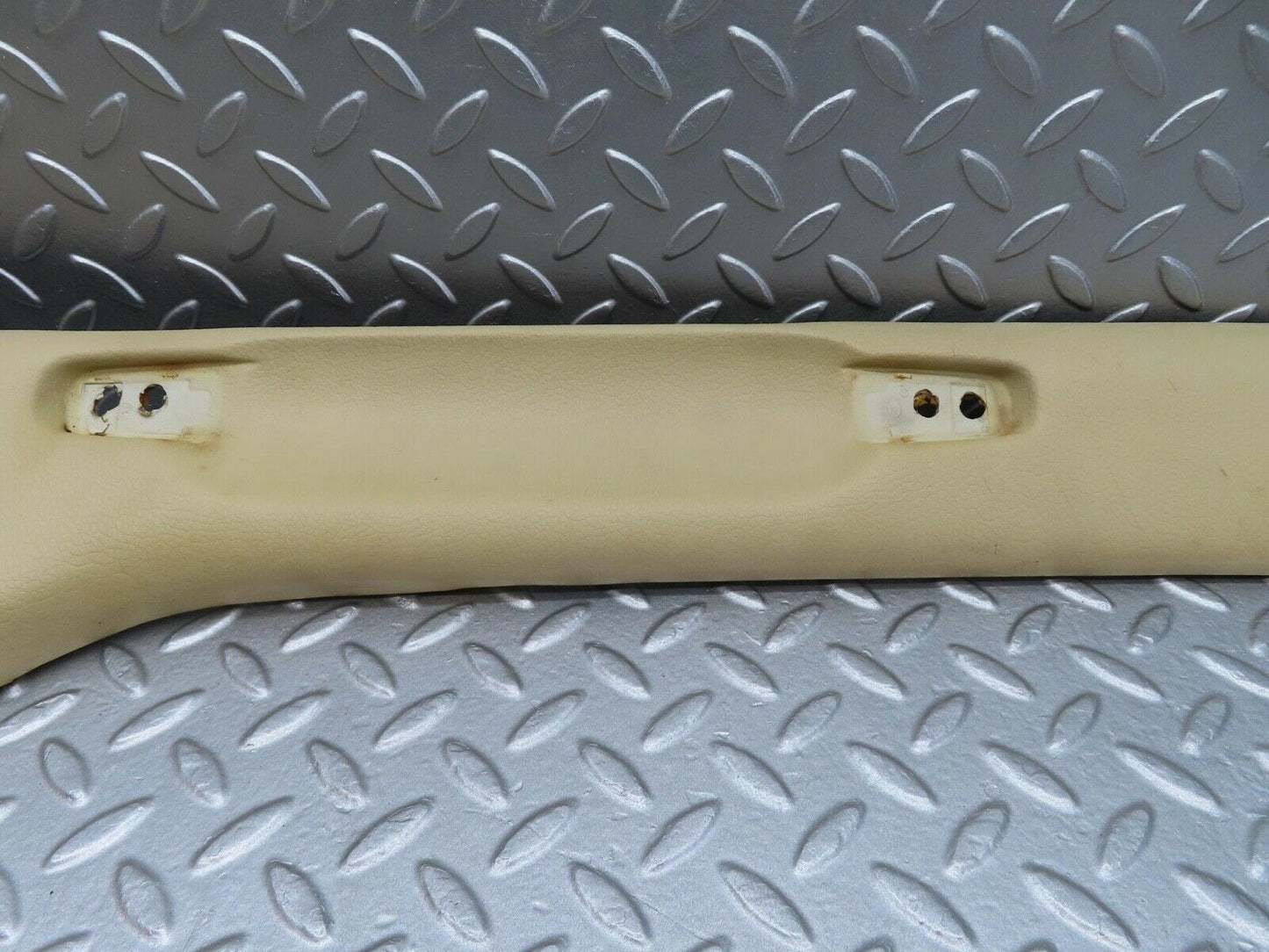 13944 Mercedes-Benz C107 280SLC C Pillar Cover Left Side Cream