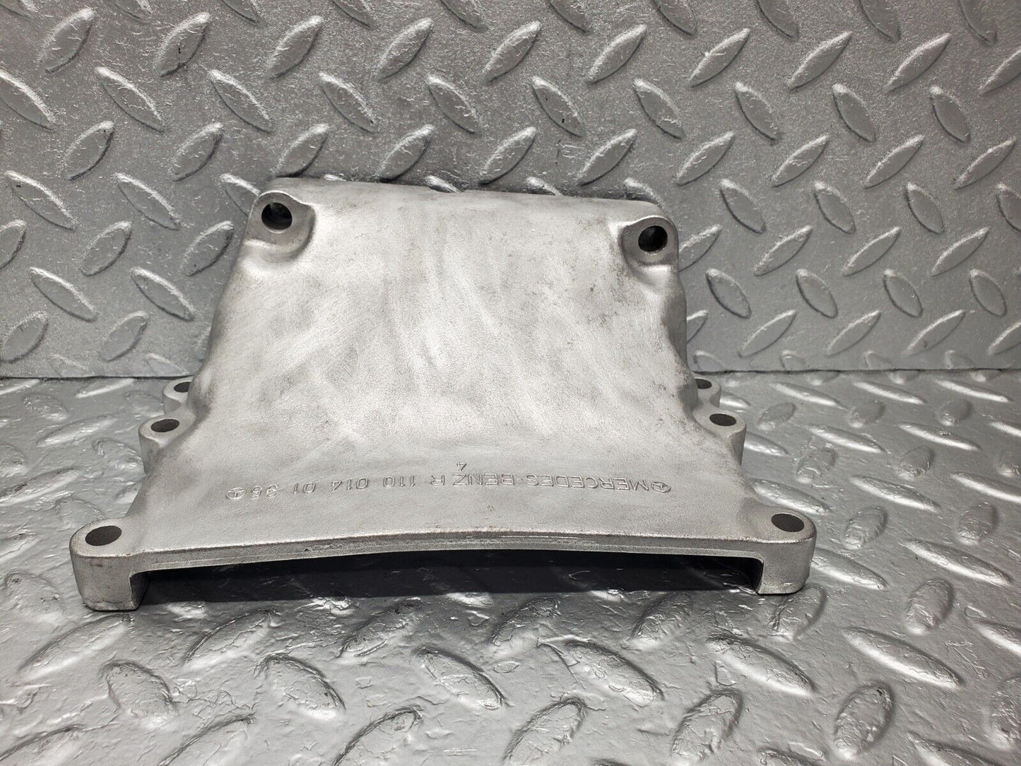 46648 Mercedes-Benz C123 280CE Coupe Gearbox Support 1100140195