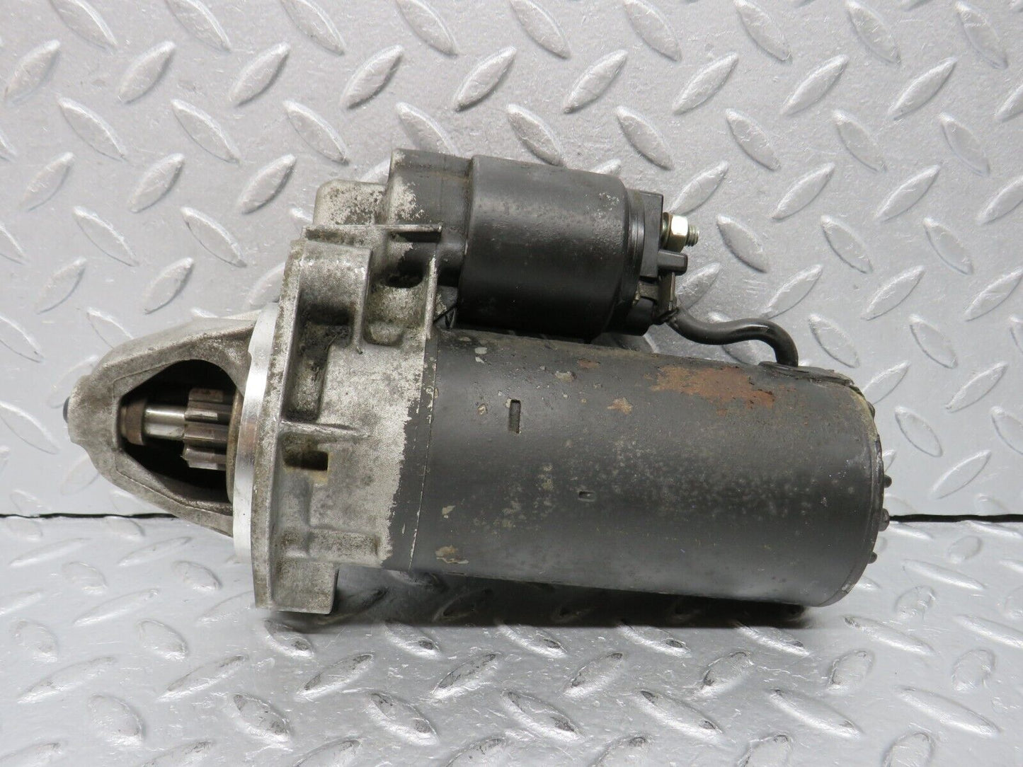 38898 Mercedes-Benz W201 190E 2.6L Starter Motor Bosch 0001110016