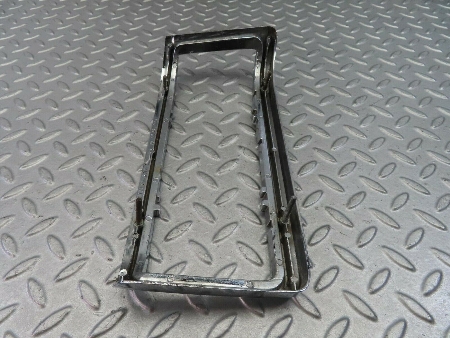 8485 Mercedes-Benz W115 Tail Light Chrome Frame Left 1158260159