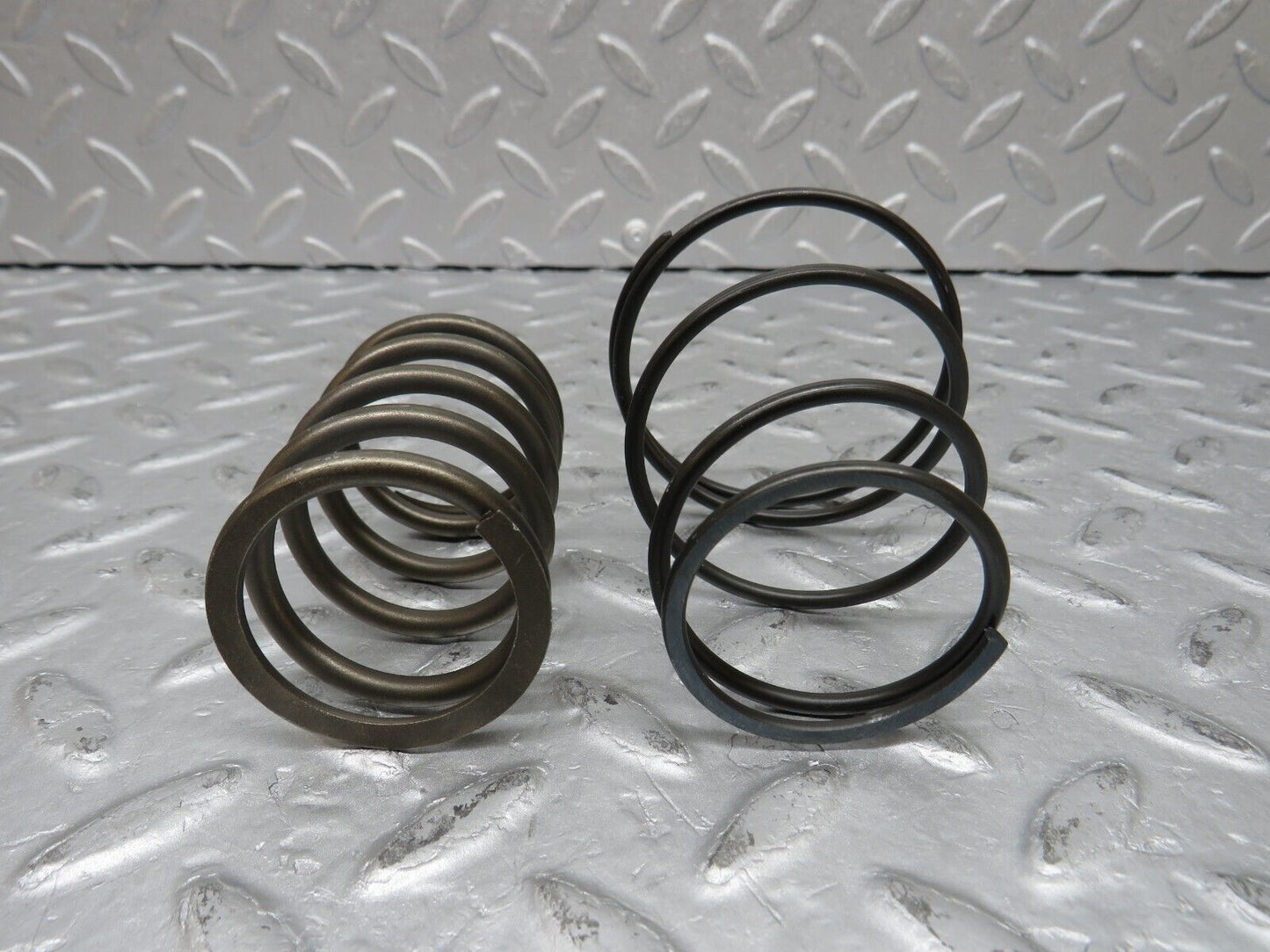 36438 Mercedes-Benz R107 450SL Automatic Gearbox Piston Spring Set