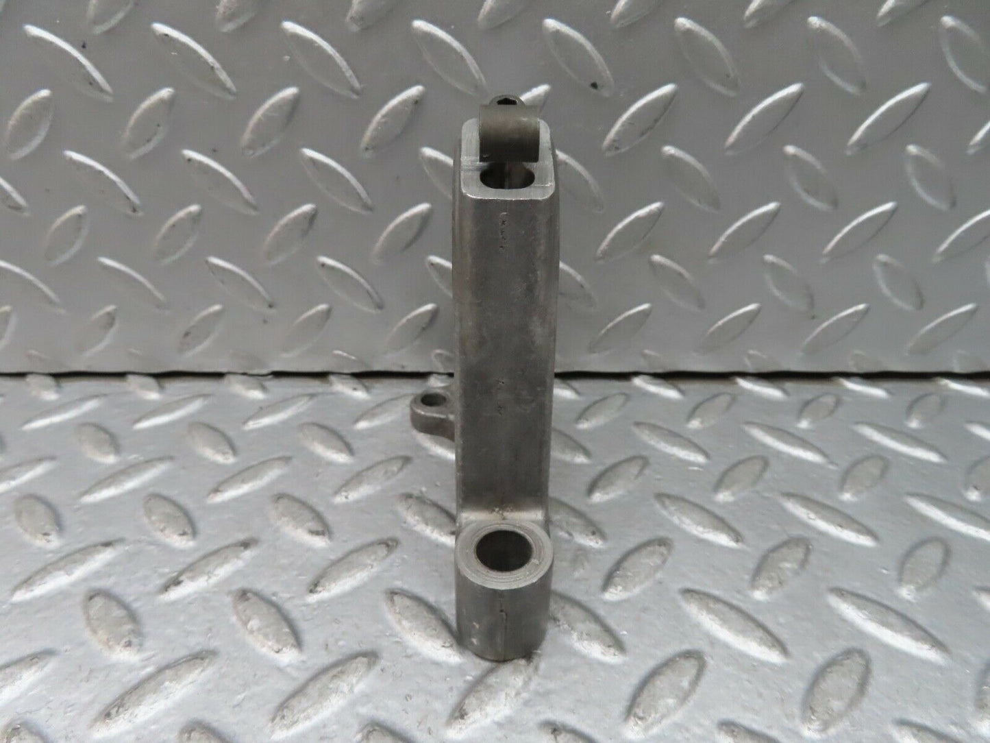 19244 Mercedes-Benz W123 300D Camshaft Tower Bearing 6160510612