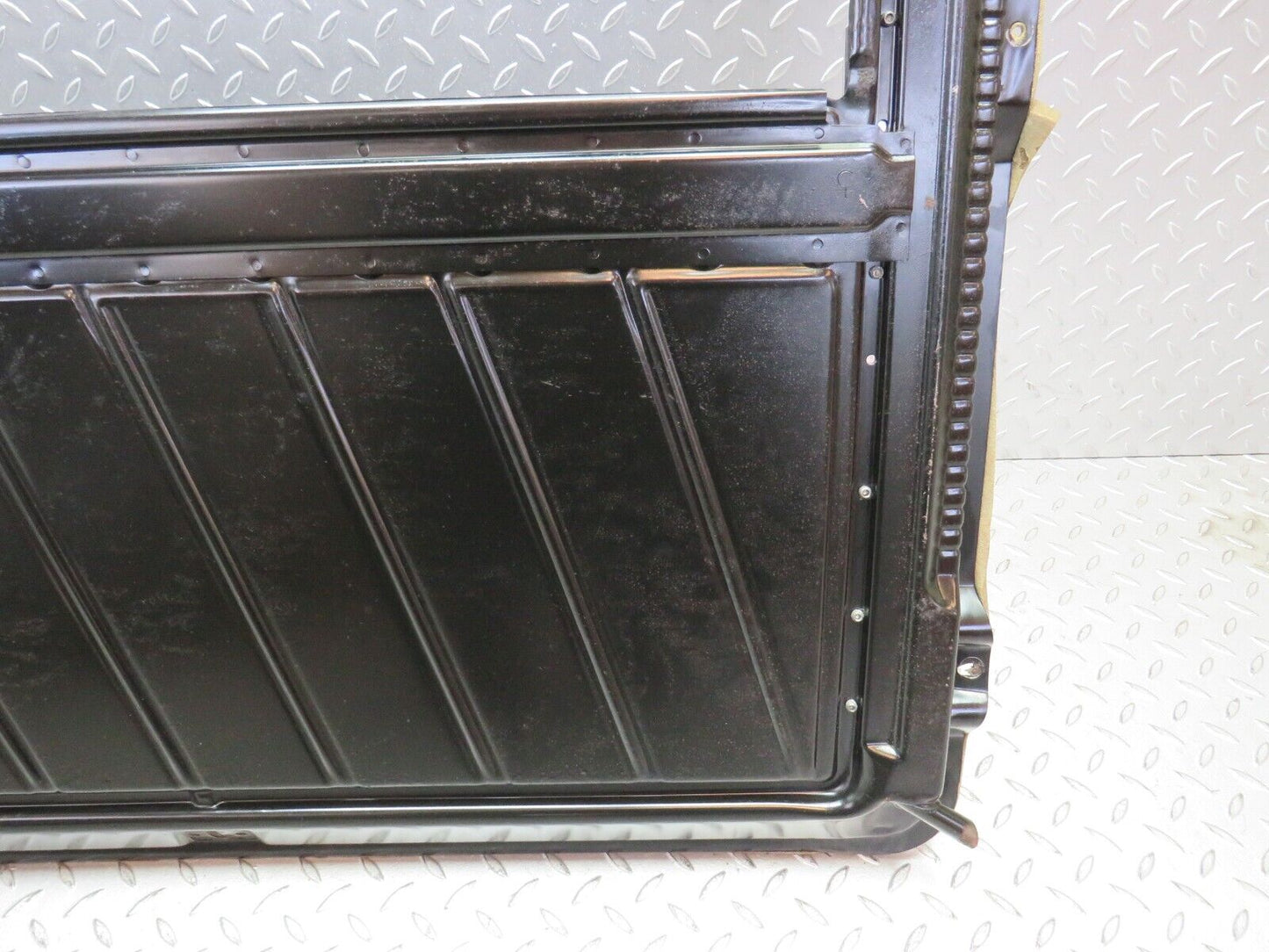 30831 Mercedes-Benz W201 190E Power Sunroof Frame
