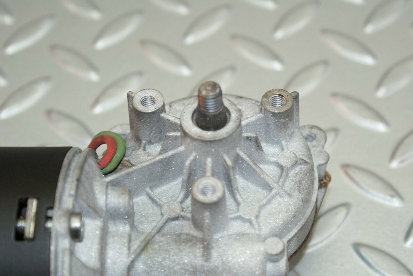 2916 Mercedes-Benz C123 280CE Coupe Wiper Motor Bosch 0390341077