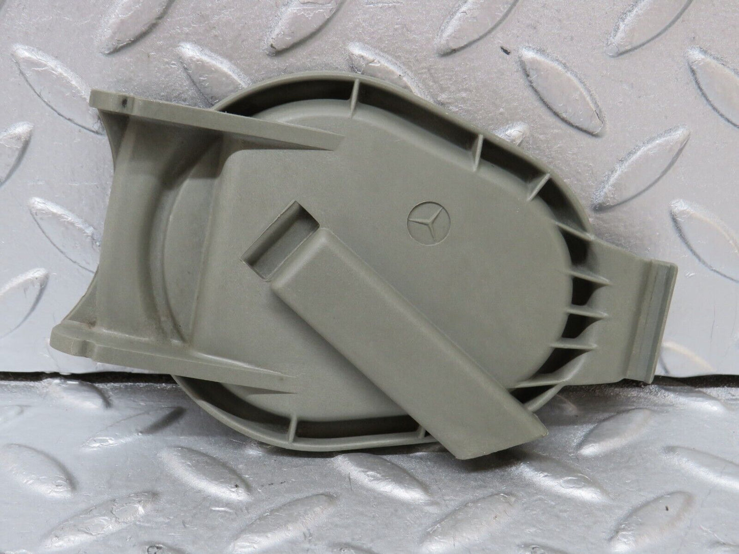 36379 Mercedes-Benz W126 420SE Headlight Lid Cover