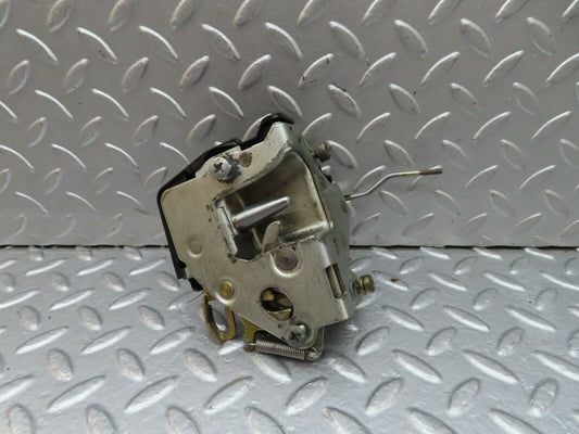 18039 Mercedes-Benz W123 200 Front Left Door Lock Mechanism 1237230108