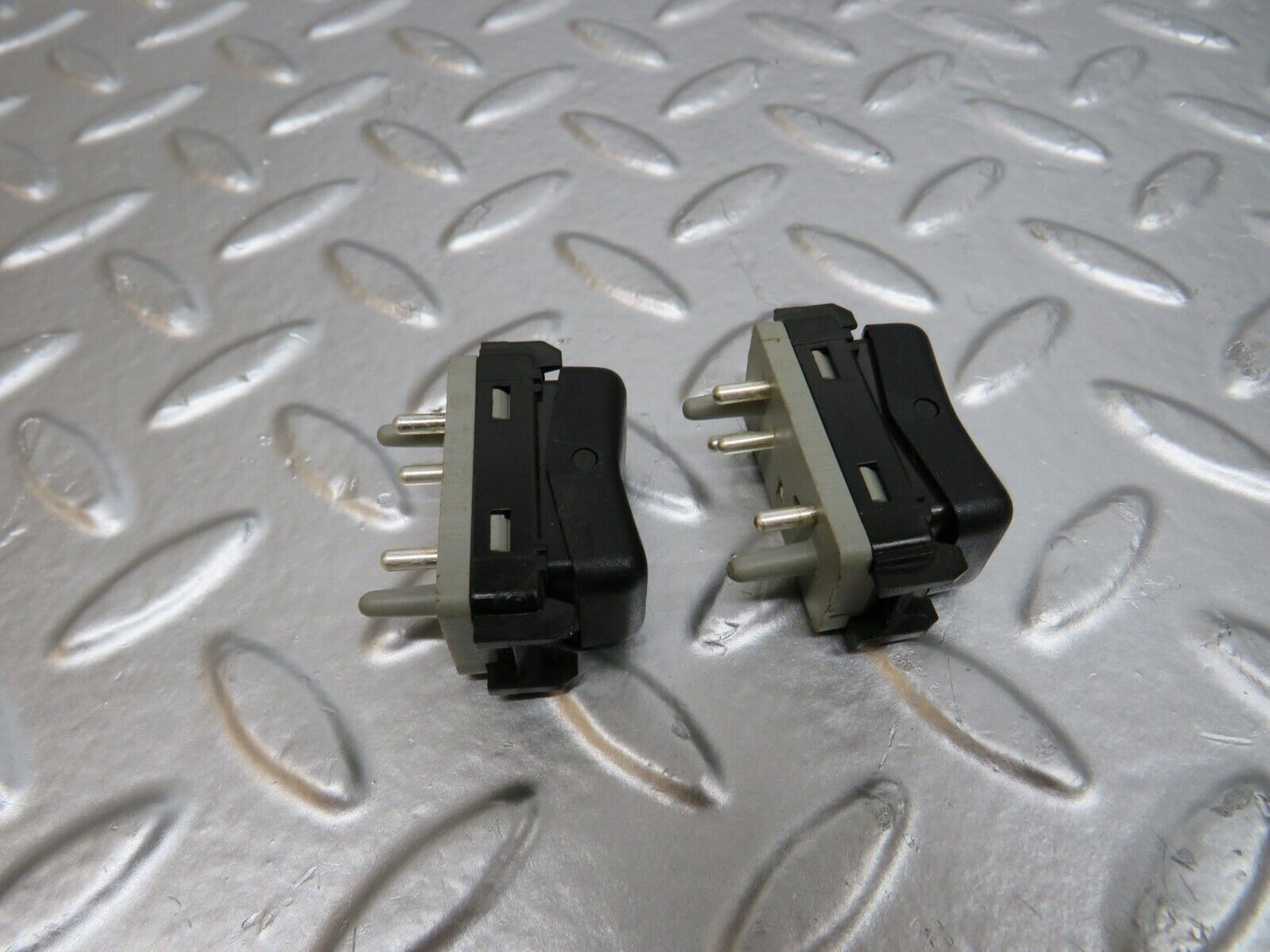 24675 Mercedes-Benz W140 S320 Heated Seat Switch Pair 1408209810