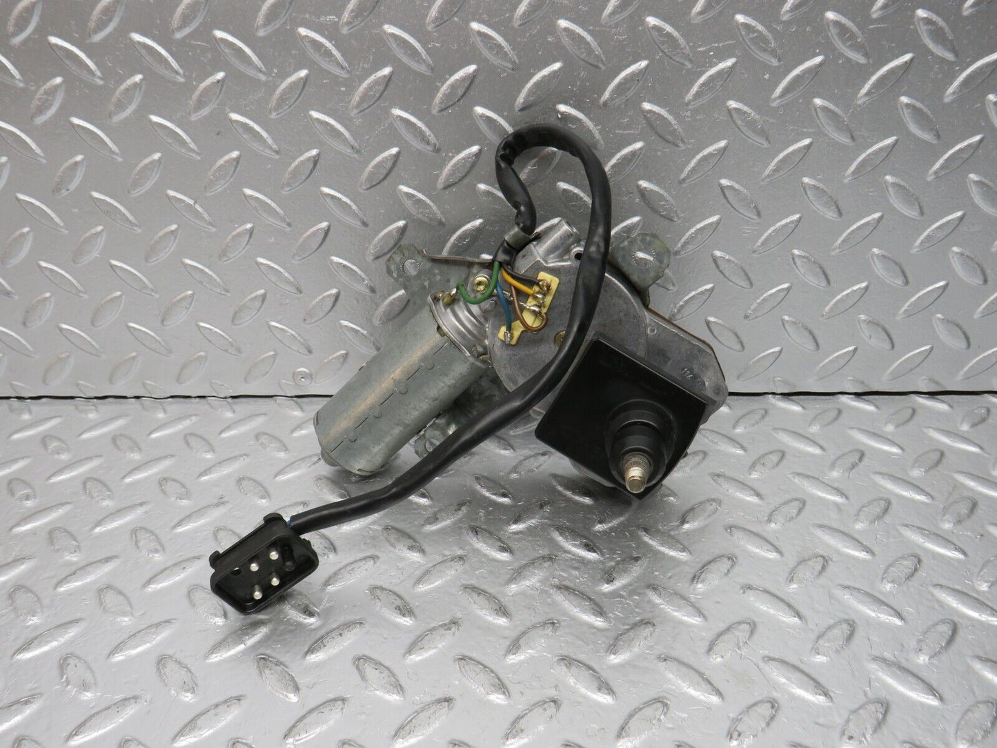 31470 Mercedes-Benz S124 220TE Wagon Rear Wiper Motor 1248201242