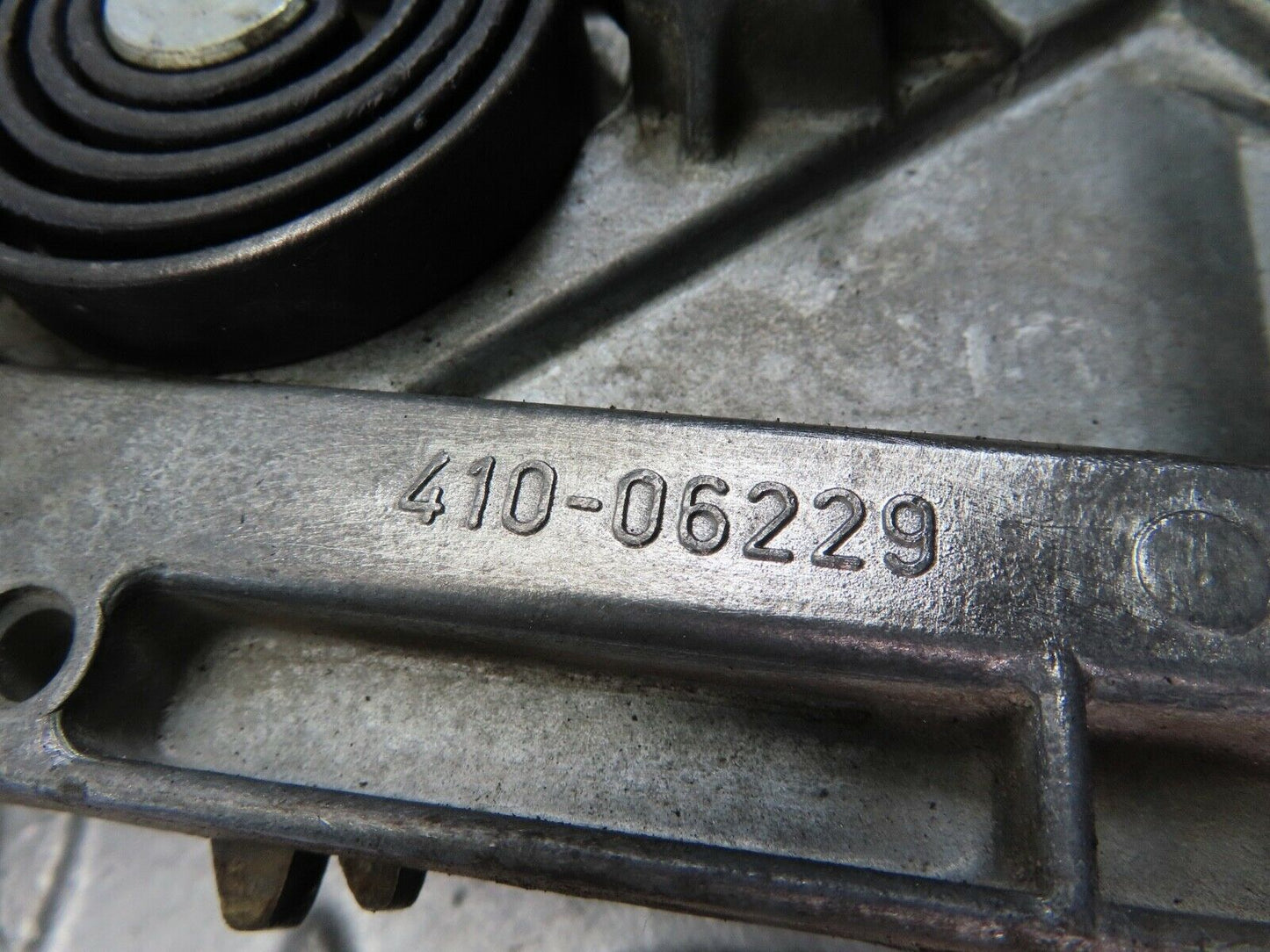 9155 Mercedes-Benz W123 Front Left Power Window Regulator 1237202746