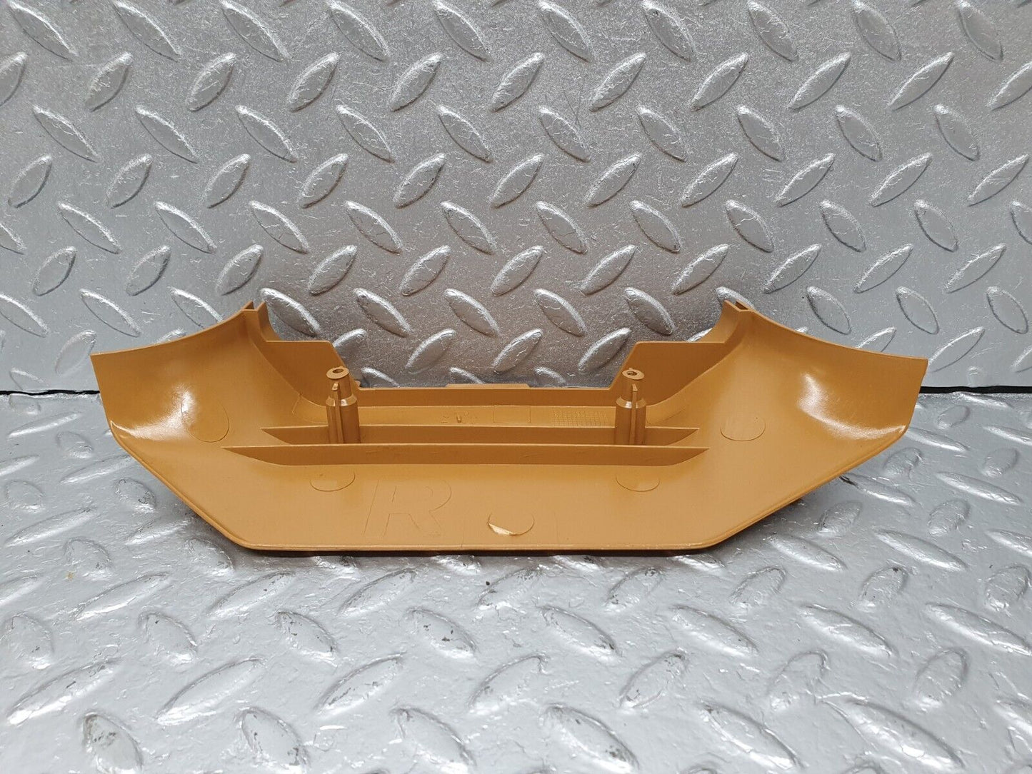41387 Mercedes-Benz W124 200E B Pillar Bottom Cover Right Palomino 1246920422