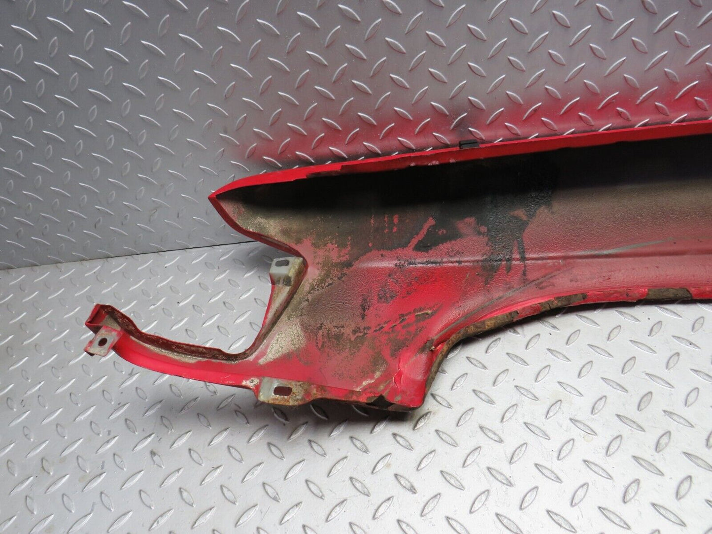 38745 Mercedes-Benz W201 190E 2.6L Front Right Wing Fender
