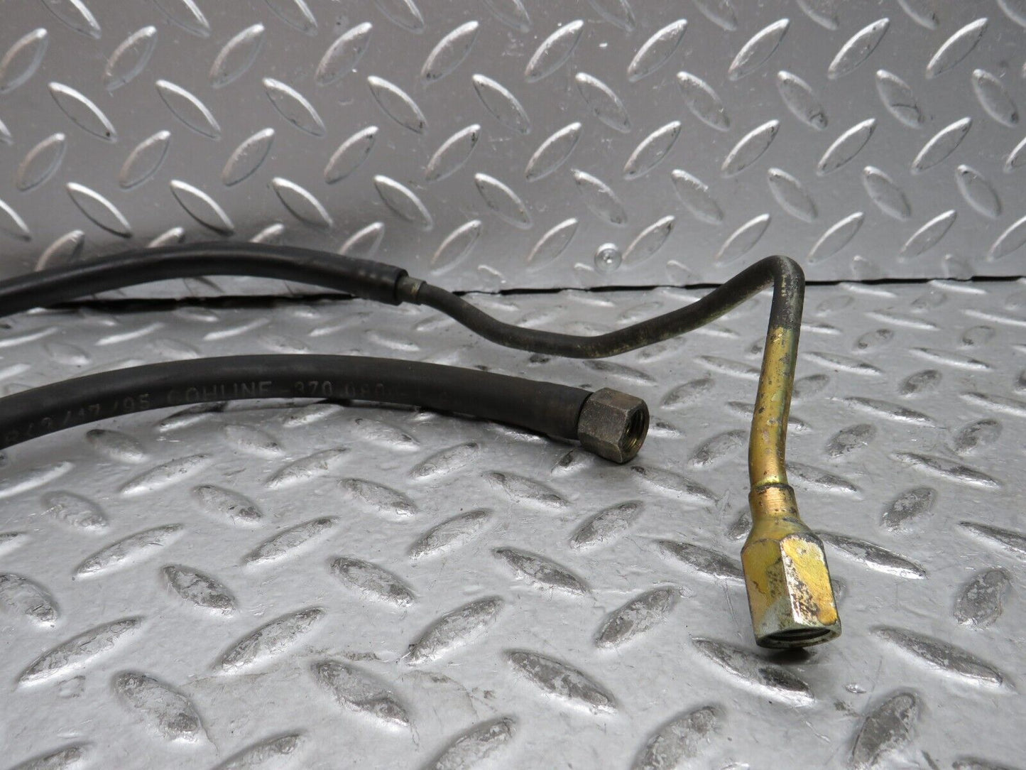 29167 Mercedes-Benz C124 320CE Coupe Fuel Hose Pipe Pair