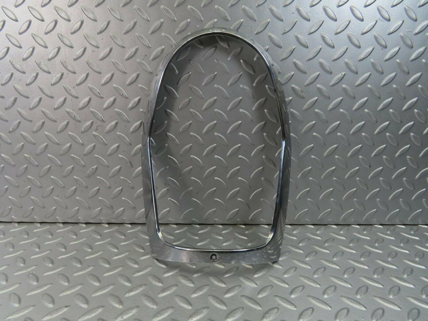 8921 Mercedes-Benz W108 Headlight Chrome Frame 1305542029